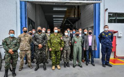 Alltec recebe comitiva do Ministério da Defesa e adidos militares de mais de 25 países